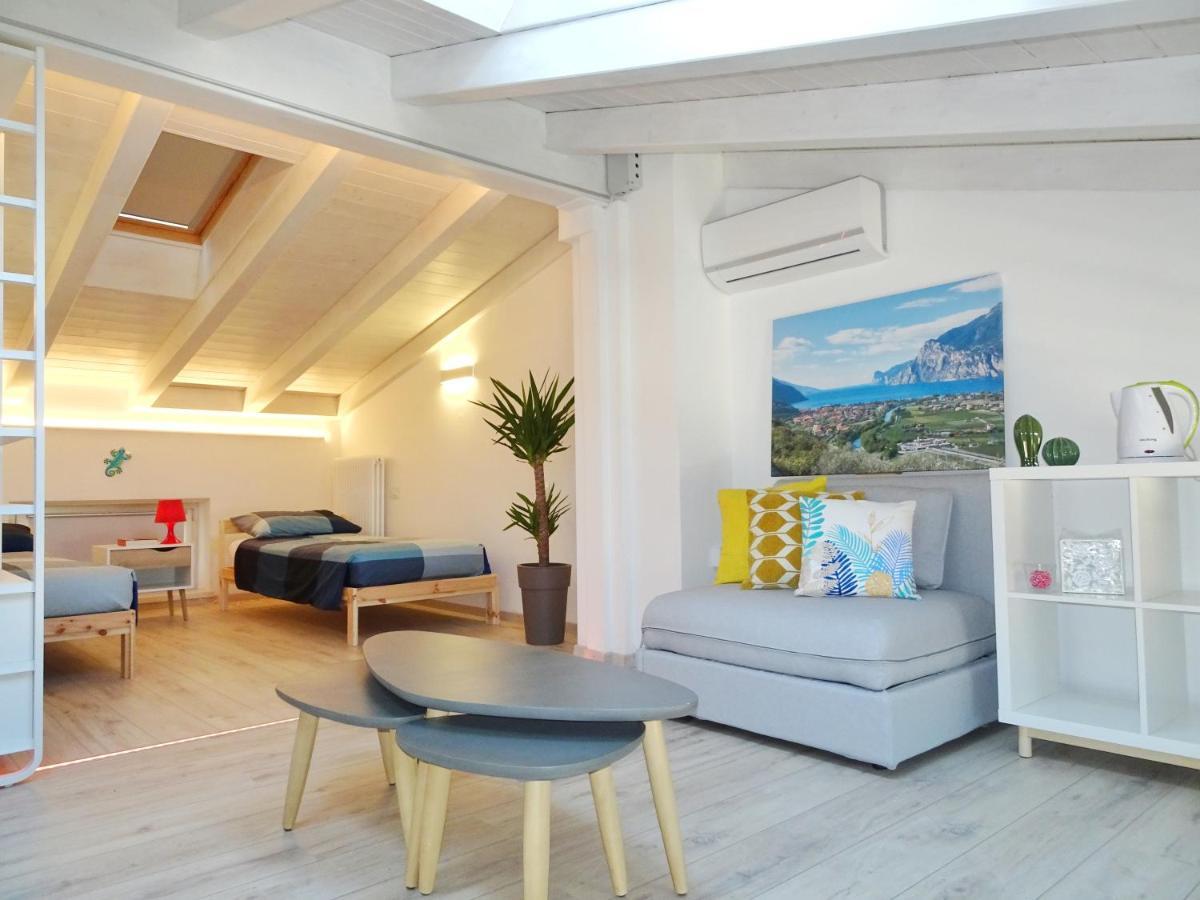 Antica Casa Alboletta Apartment Riva del Garda Bagian luar foto