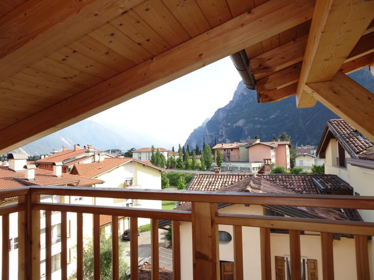 Antica Casa Alboletta Apartment Riva del Garda Bagian luar foto
