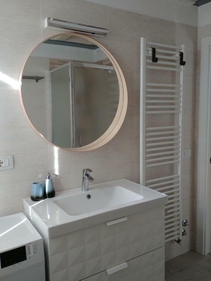 Antica Casa Alboletta Apartment Riva del Garda Bagian luar foto